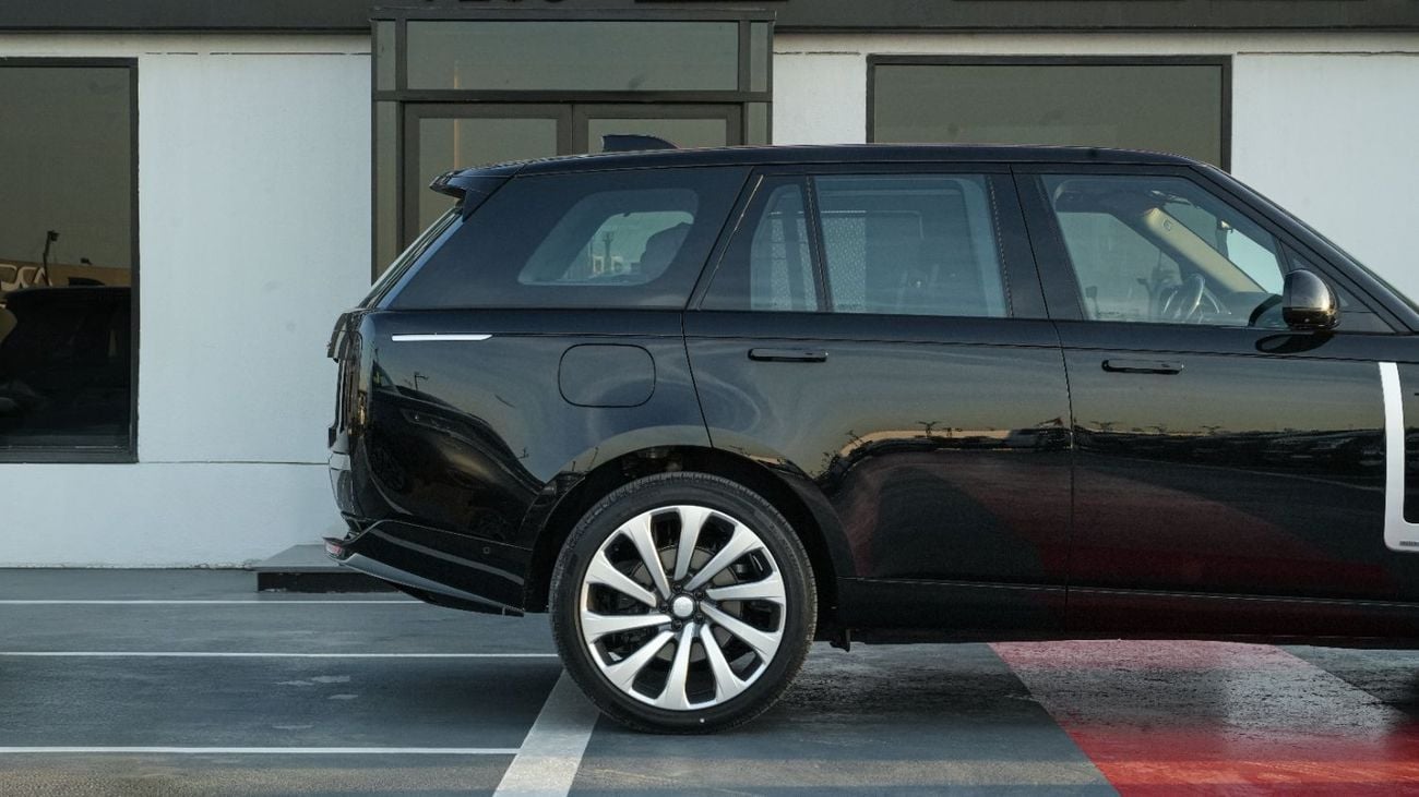 Land Rover Range Rover Autobiography P400 3.0L BLACK 2025 MY EXPORT PRICE