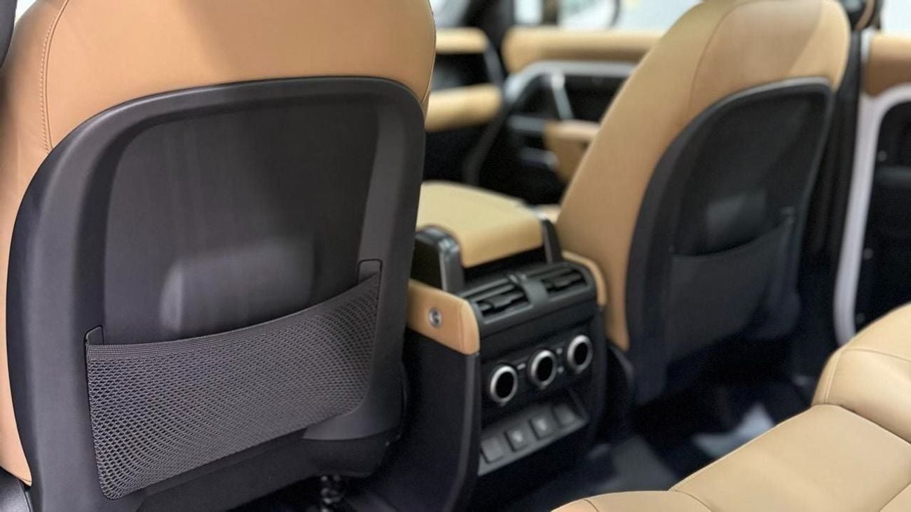 لاند روفر ديفندر