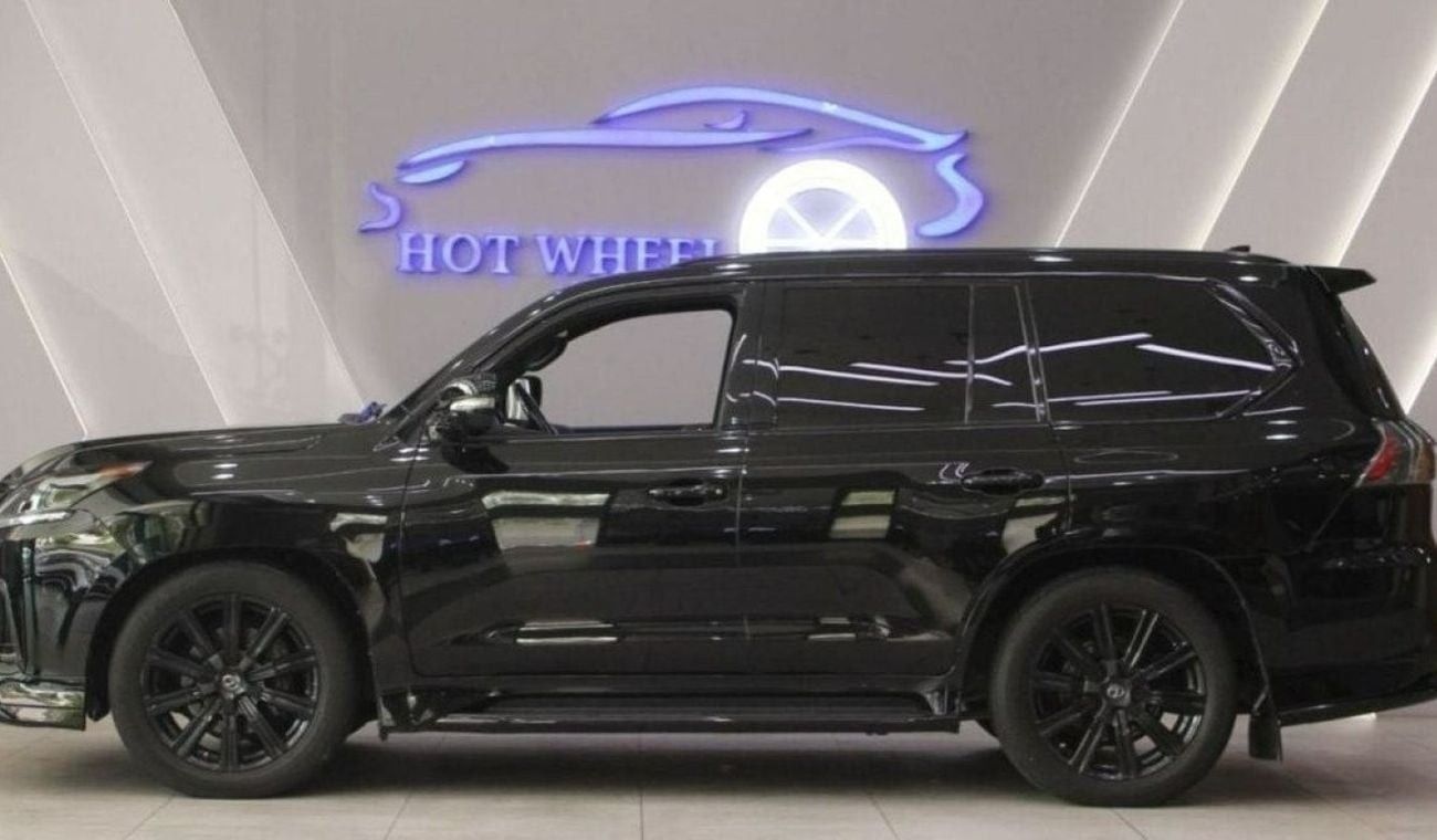 Lexus LX 570 Signature Black Edition