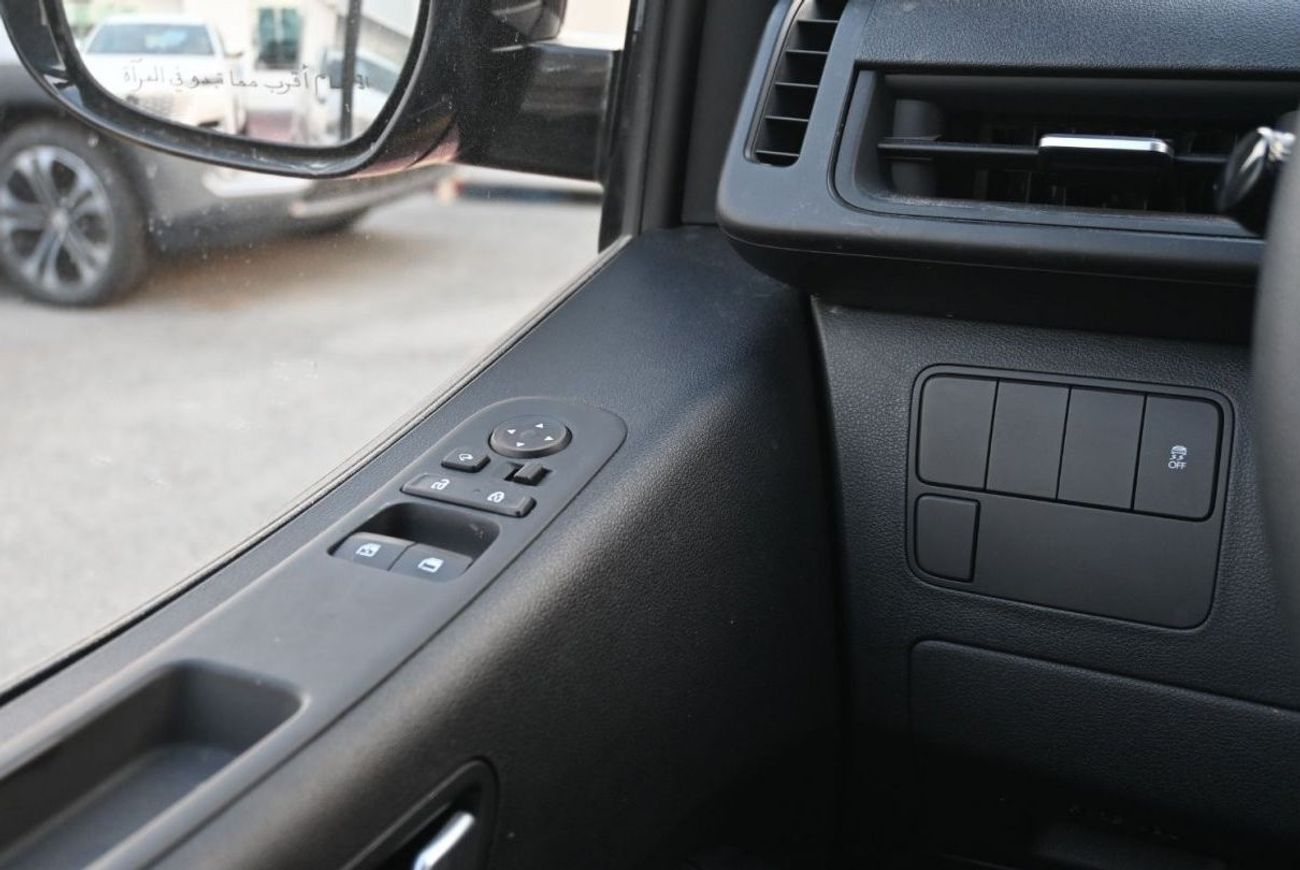 Hyundai Staria Hyundai STARIA 3.5L Petrol, Wagon, FWD, Automatic Transmission, Color Black, Model 2023