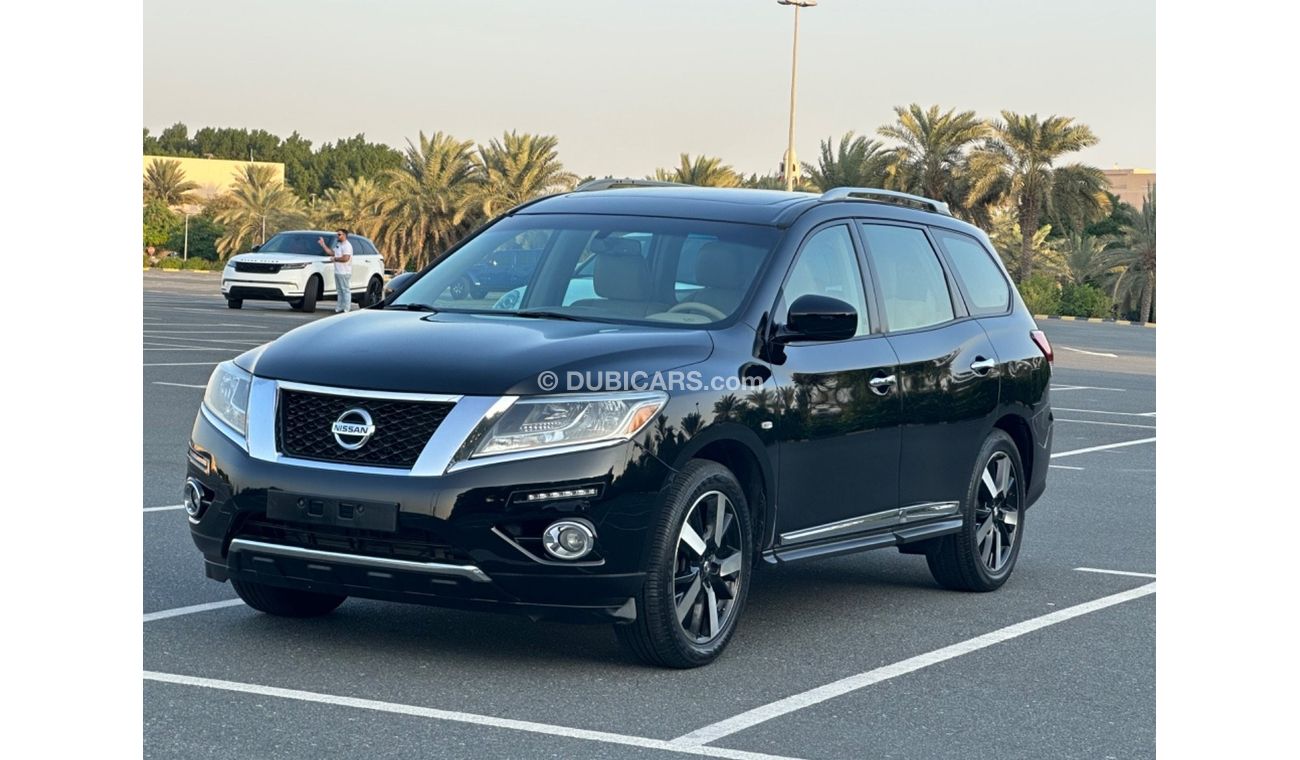 Nissan Pathfinder Platinum MODEL 2013 GCC CAR PREFECT CONDITION INSIDE AND OUTSIDE FULL OPTION PANORAMIC ROOF LEATHER