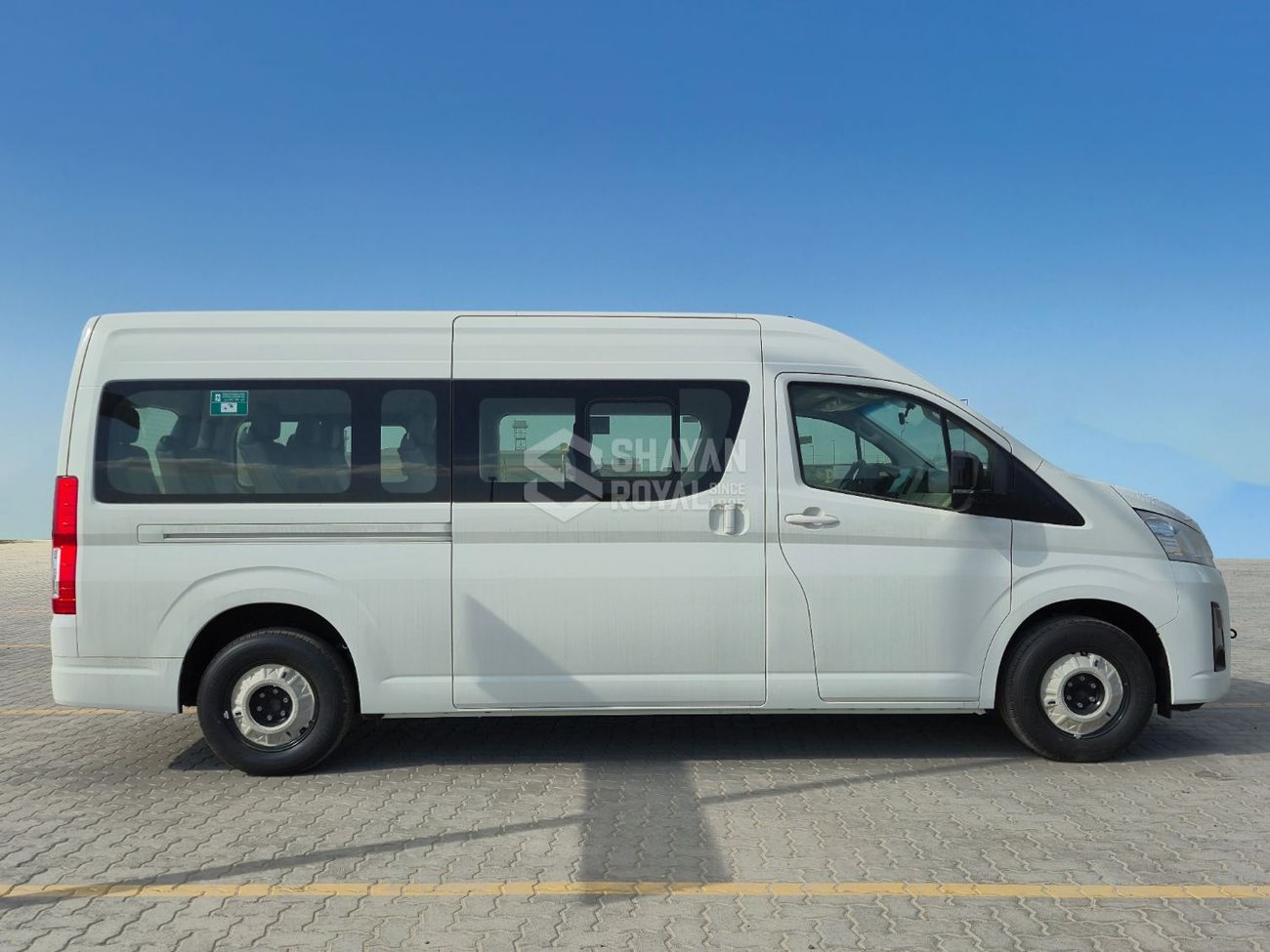 Toyota Hiace 3.5L PETROL V6 GL AT 13-SEATS RWD 2026MY