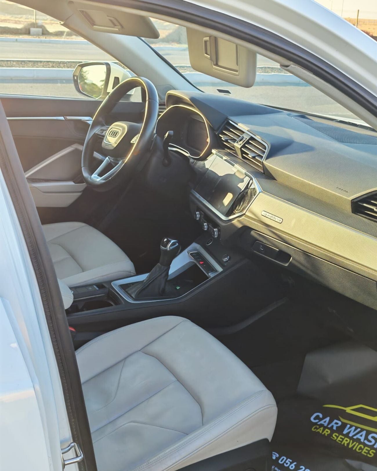 Audi Q3 40 TFSI quattro S Line 2.0L SUV