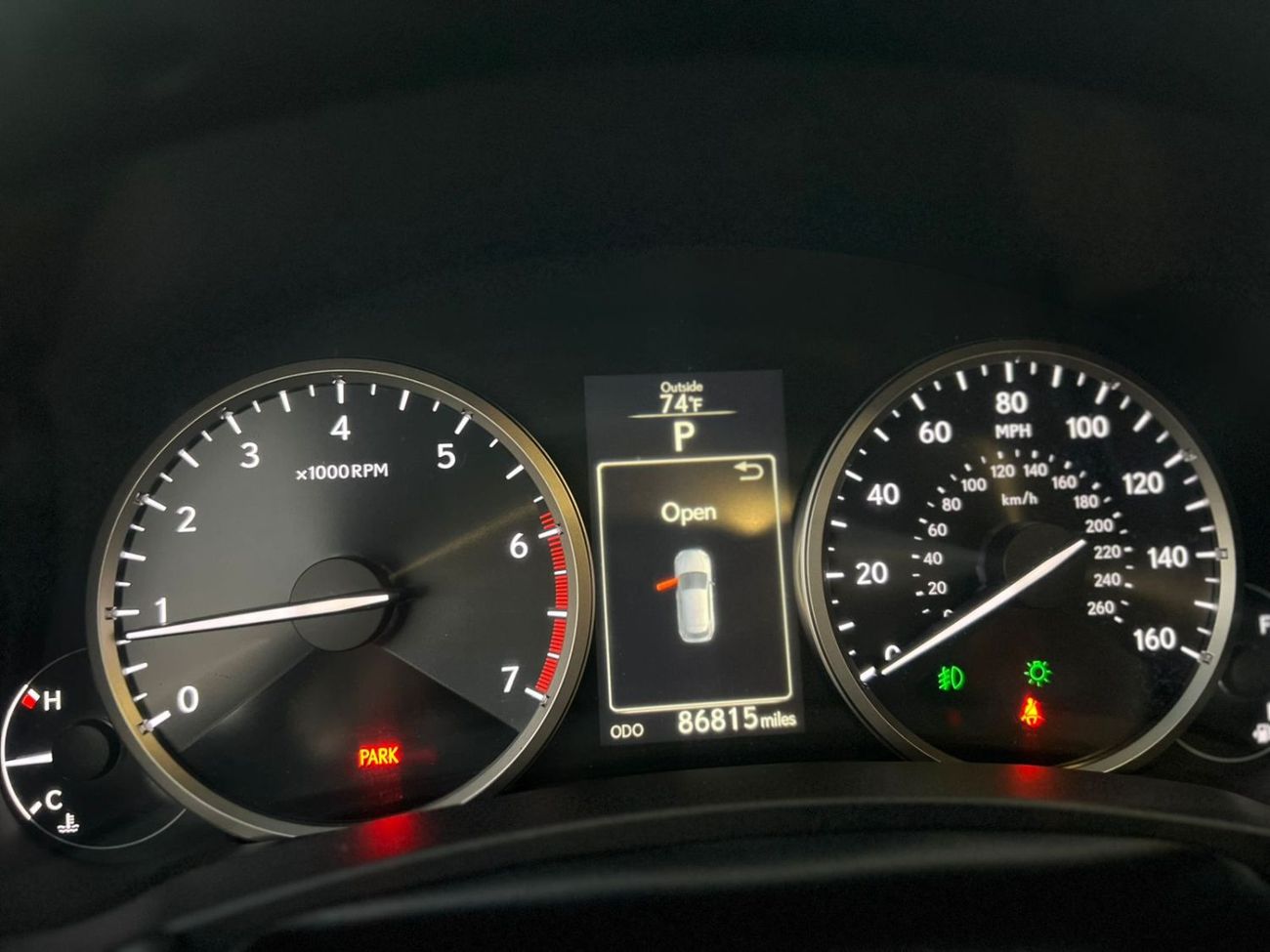 لكزس NX200t 2016 Lexus NX200t Turbo 2.0L V4 - AWD 4x4  - Rear Camera - Leather Seat & - Auto trunk