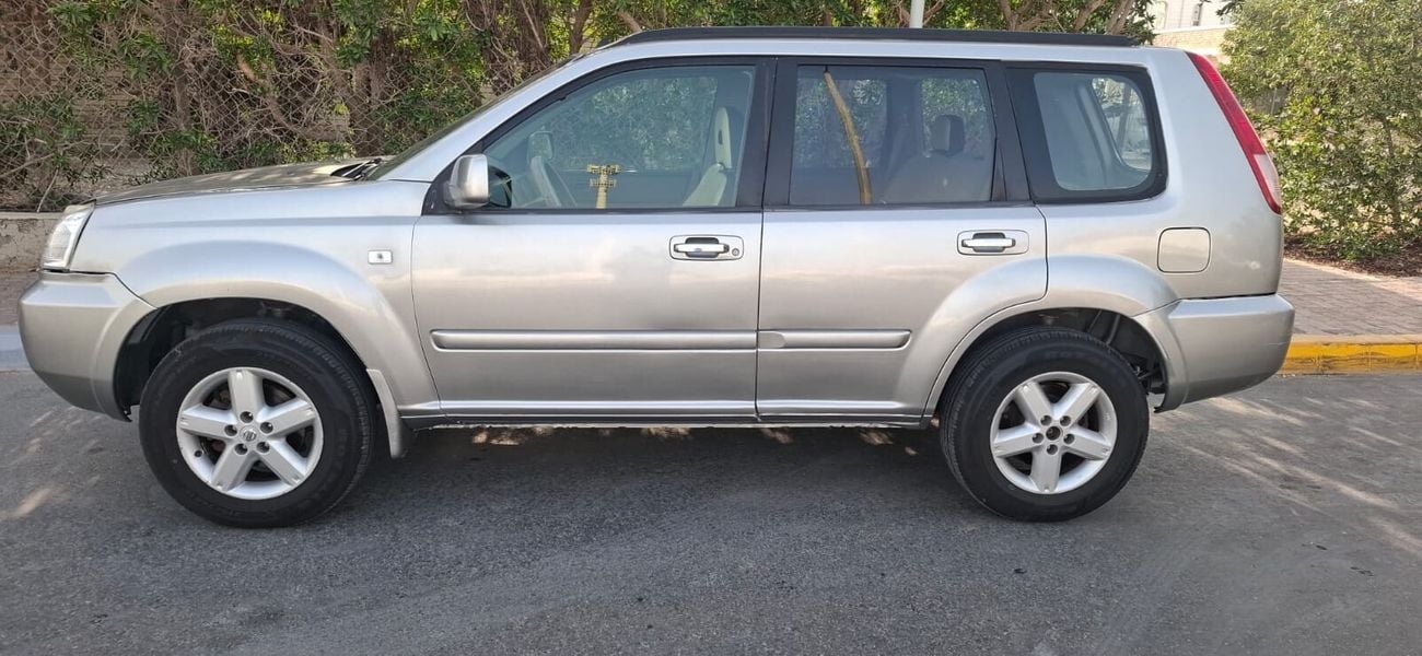 نيسان إكس تريل