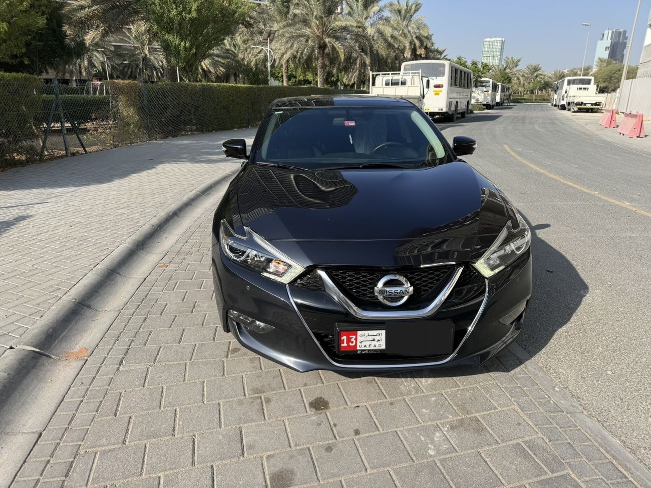 Nissan Maxima SR Midnight 3.5L