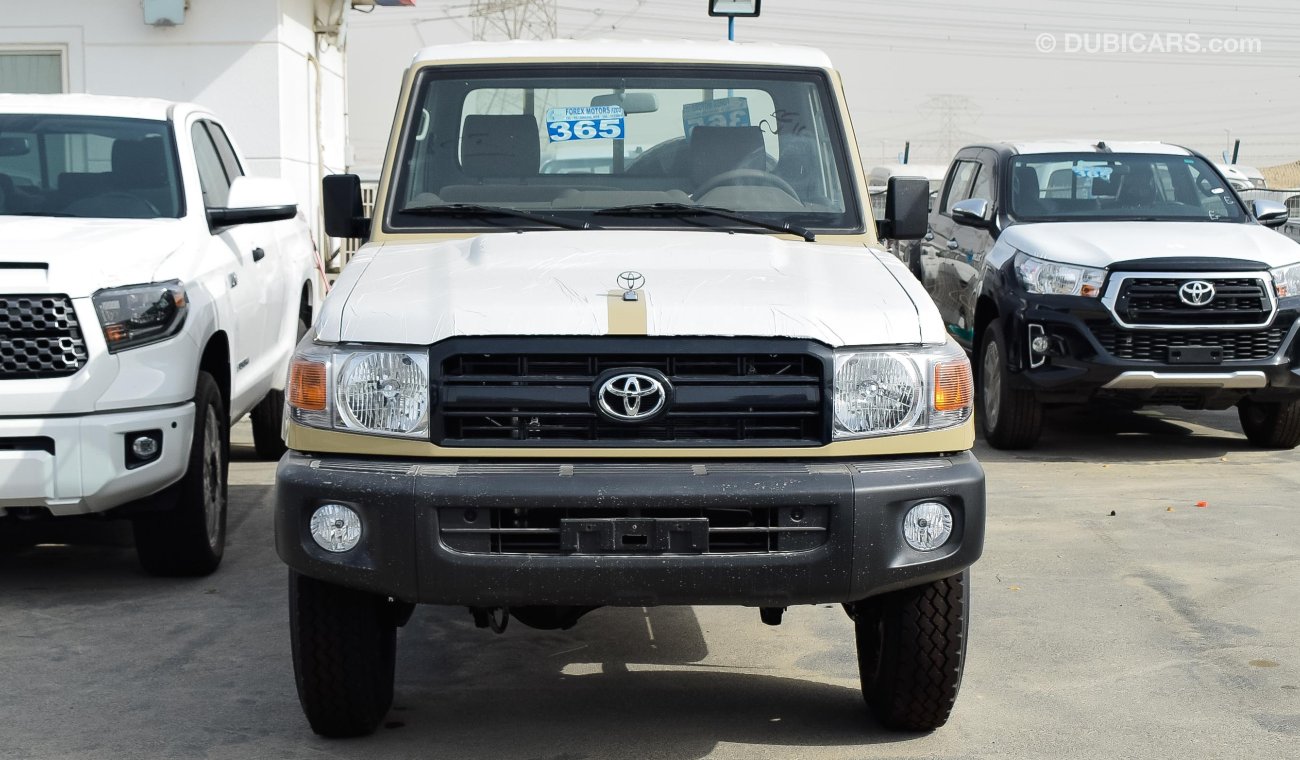 تويوتا لاند كروزر بيك آب 79 Single Cab Lx  V6 4.0l Petrol 4wd Manual Transmission