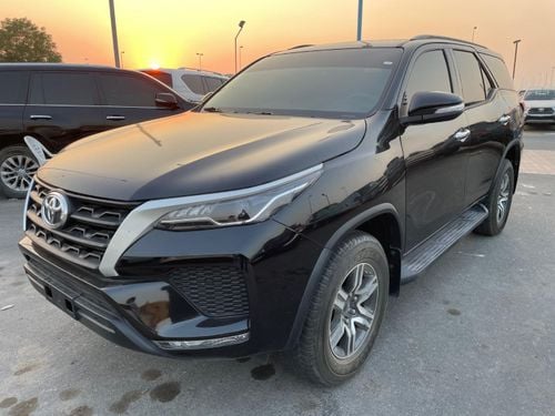 Toyota Fortuner EXR 2.7L (160 HP)