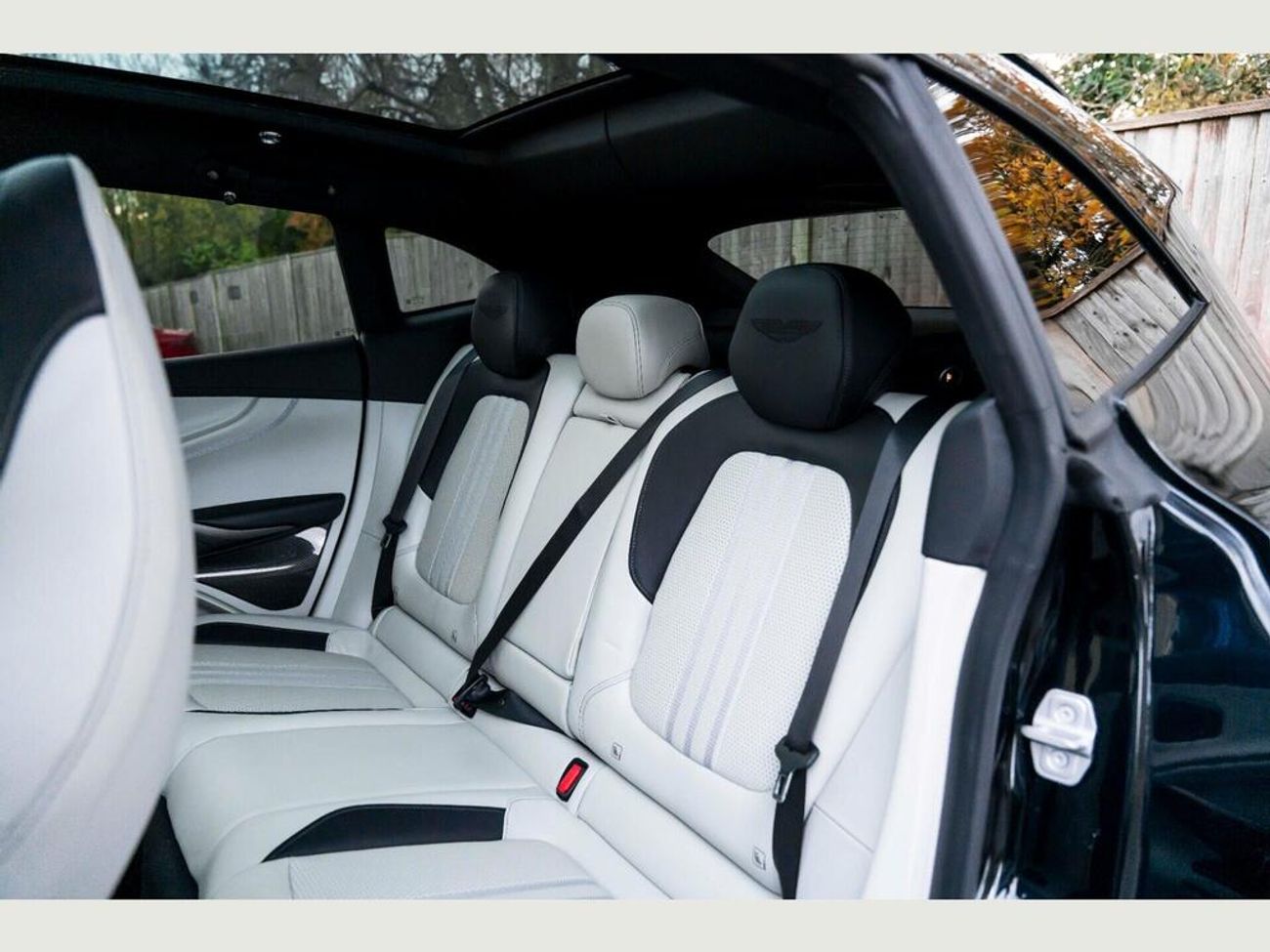 Aston Martin DBX 4.0 V8 707 Auto 4WD Euro 6 (s/s) 5dr (EXPORT ONLY) Right hand drive