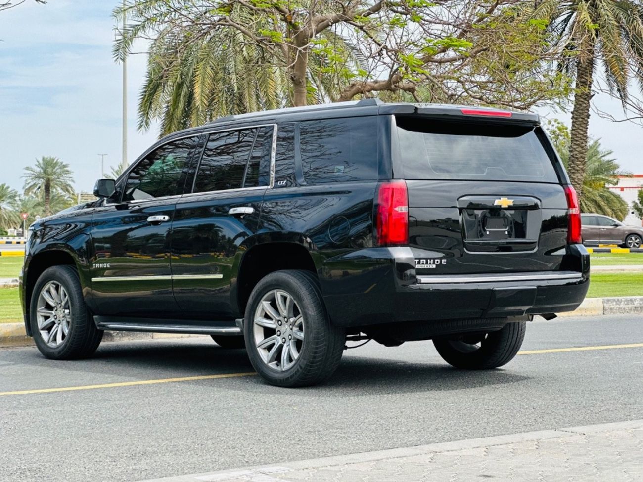 شيفروليه تاهو CHEVROLET TAHOE LT MODEL 2015 GCC SPACE FULL OPTION