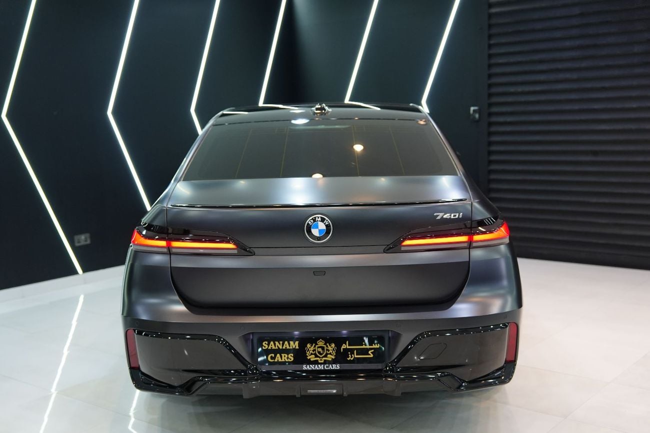 BMW 740i Shadowline Exterior Pack, Executive Lounge, Theater Screen, AGMC Warr + Serv!!