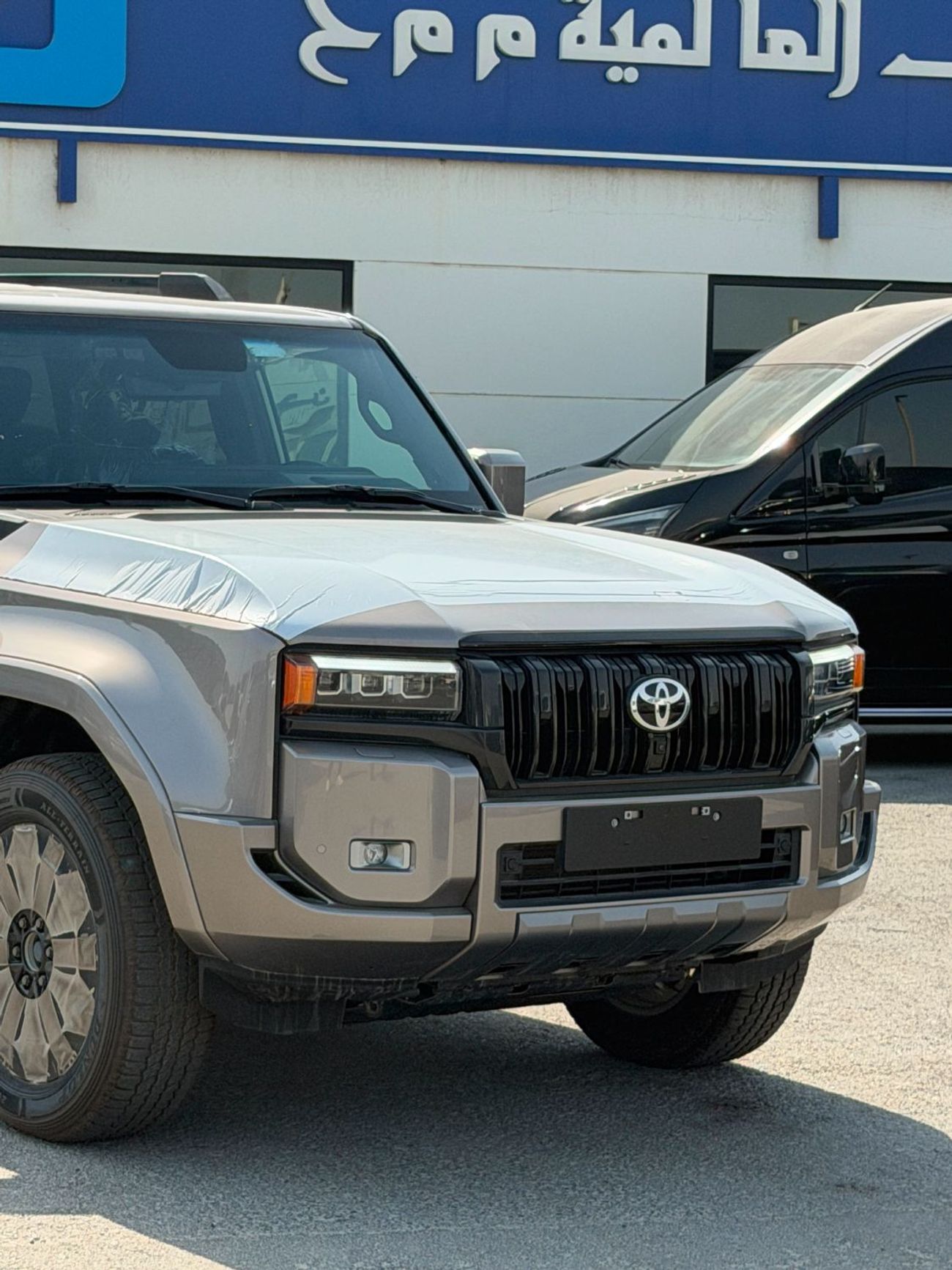 Toyota Prado VXR 7 SEATER FULL OPTION (EXPORT WEST AFRICA ONLY)