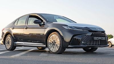 Toyota Camry 2025 Toyota Camry 2.5L Hybrid with Panoramic Sunroof (Black)