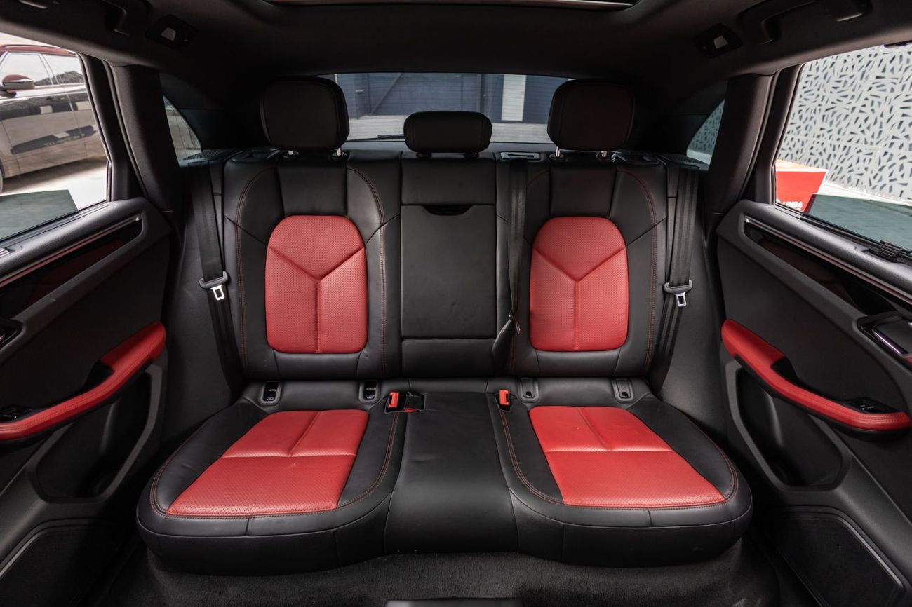 Porsche Macan Std 2.0L (252 HP)