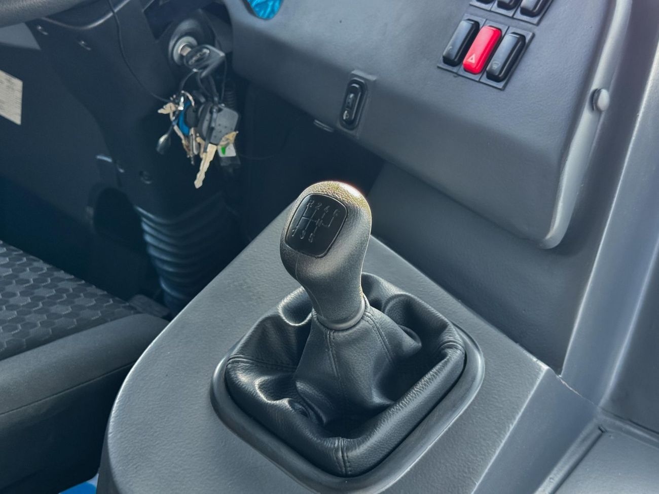 Mitsubishi Fuso FA 4D37 3.9L RWD / Comfortable Eco Friendly 37 Seater Bus / Diesel / Book Now!