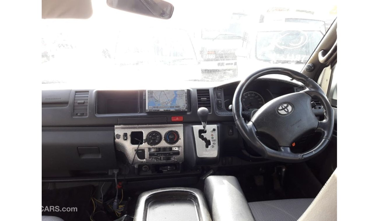 تويوتا هاياس Hiace RIGHT HAND DRIVE (Stock no PM 257 )