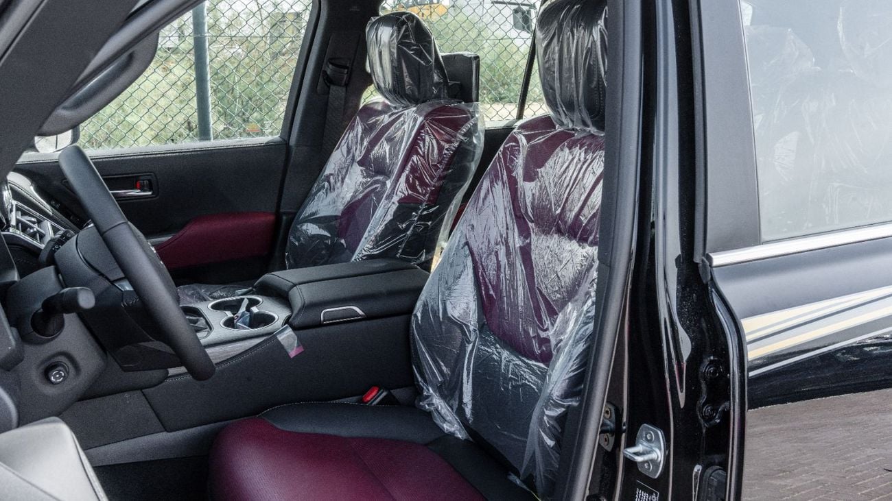 Toyota Land Cruiser 2026 Toyota Land Cruiser VXR 3.5L AT Petrol (Black-Red) Omani