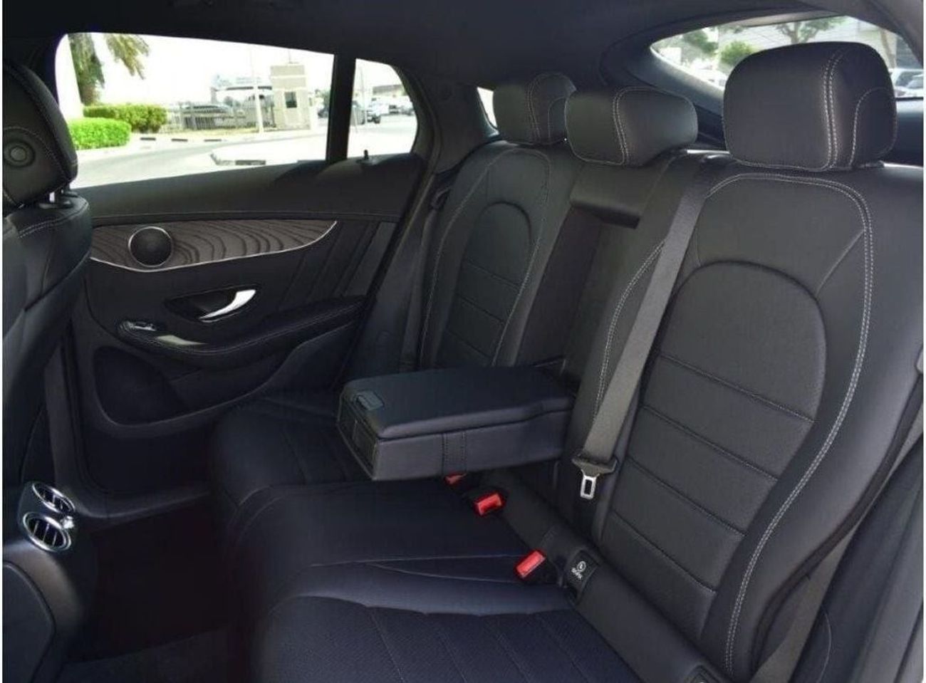 مرسيدس بنز GLC 300 4Matic Coupe