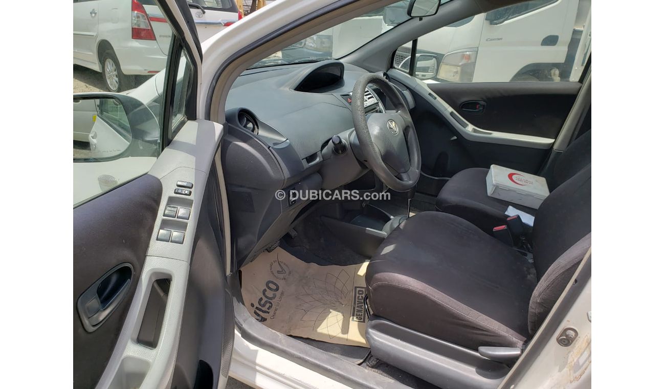 Toyota Yaris 1.5L, 14" Tyre, Xenon Headlights, Rear Wiper, Fabric Seats, Power Windows (LOT # TYH2007)