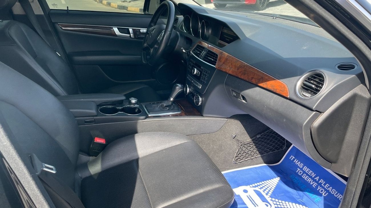 Mercedes-Benz C 300 Avantgarde Sport 3.0L