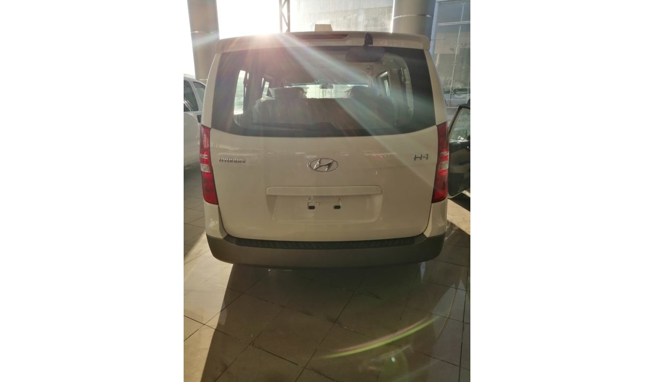 Hyundai H-1 2019 NINE SEATER