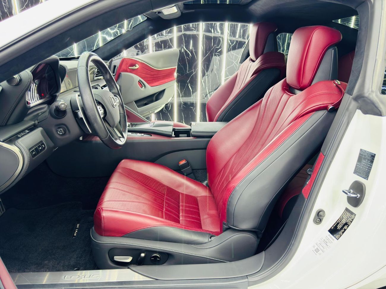 Lexus IS 500 Titanium V8 (471 HP) 2020 Lexus LC500, Warranty, Lexus Service Contract, Low Kms, Excellent Conditio