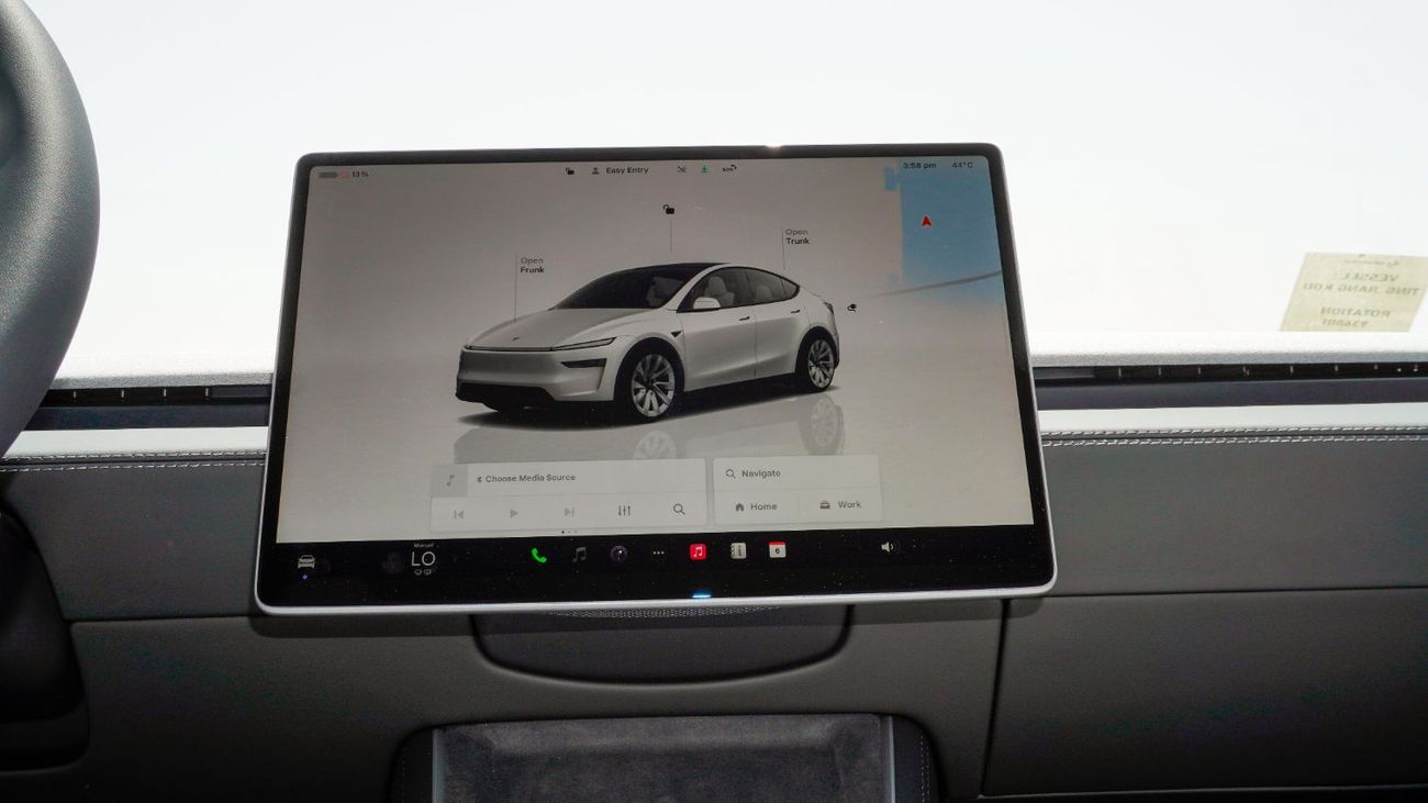 تسلا موديل Y Tesla Model Y Long Range Version/20 Inches AWD .Export Price.