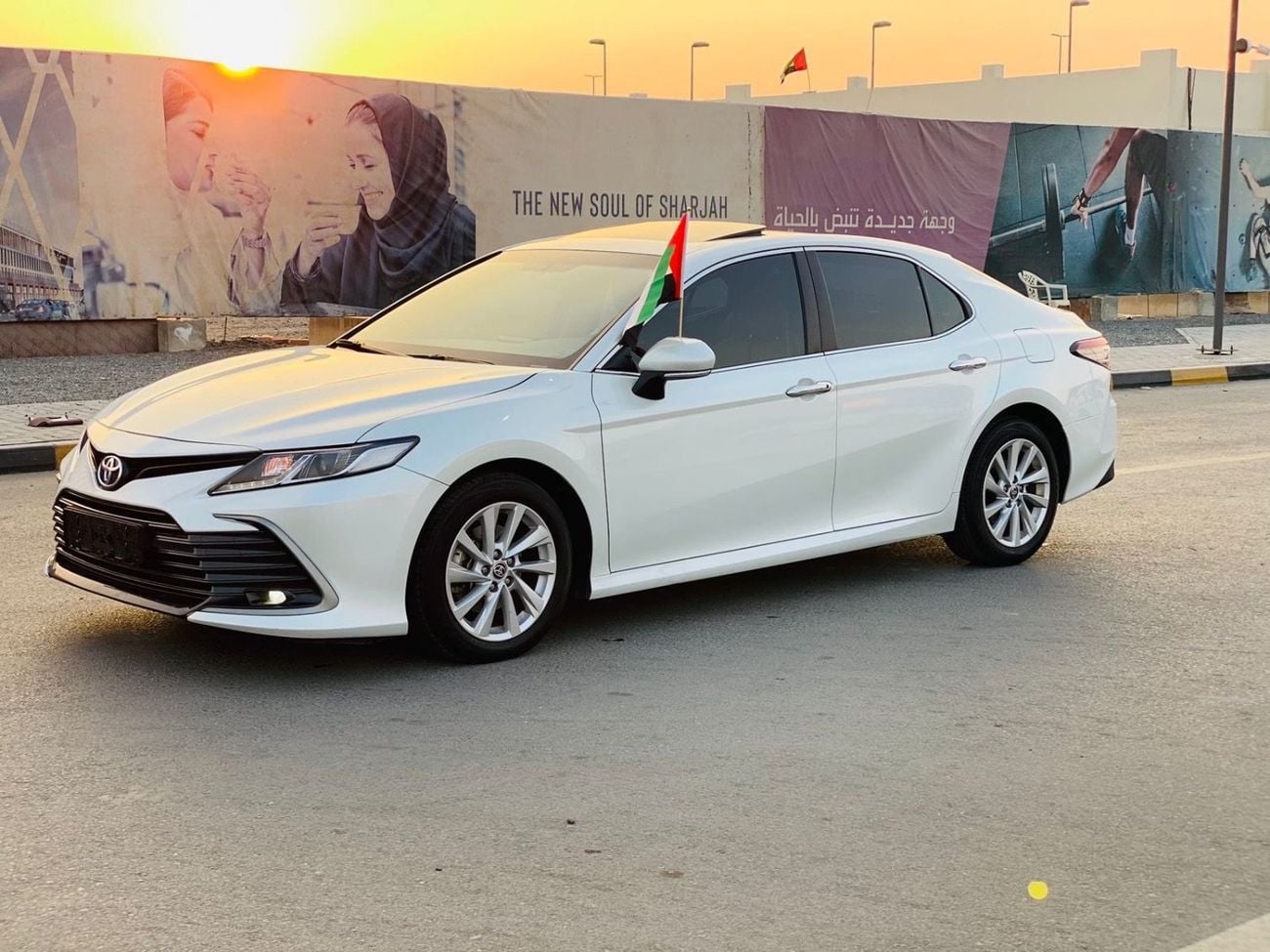 تويوتا كامري SE 2.5L (181 HP)