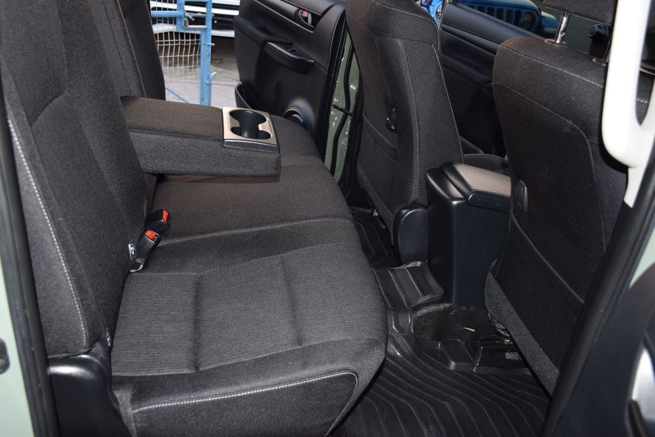 Toyota Hilux SGLX 4x4 Diesel 2.8L (Right Hand)