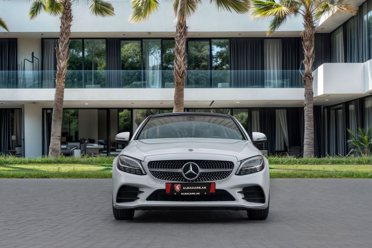 مرسيدس بنز C 200 C200 Coupe | 3,330 P.M | 0% Downpayment | Excellent Condition!