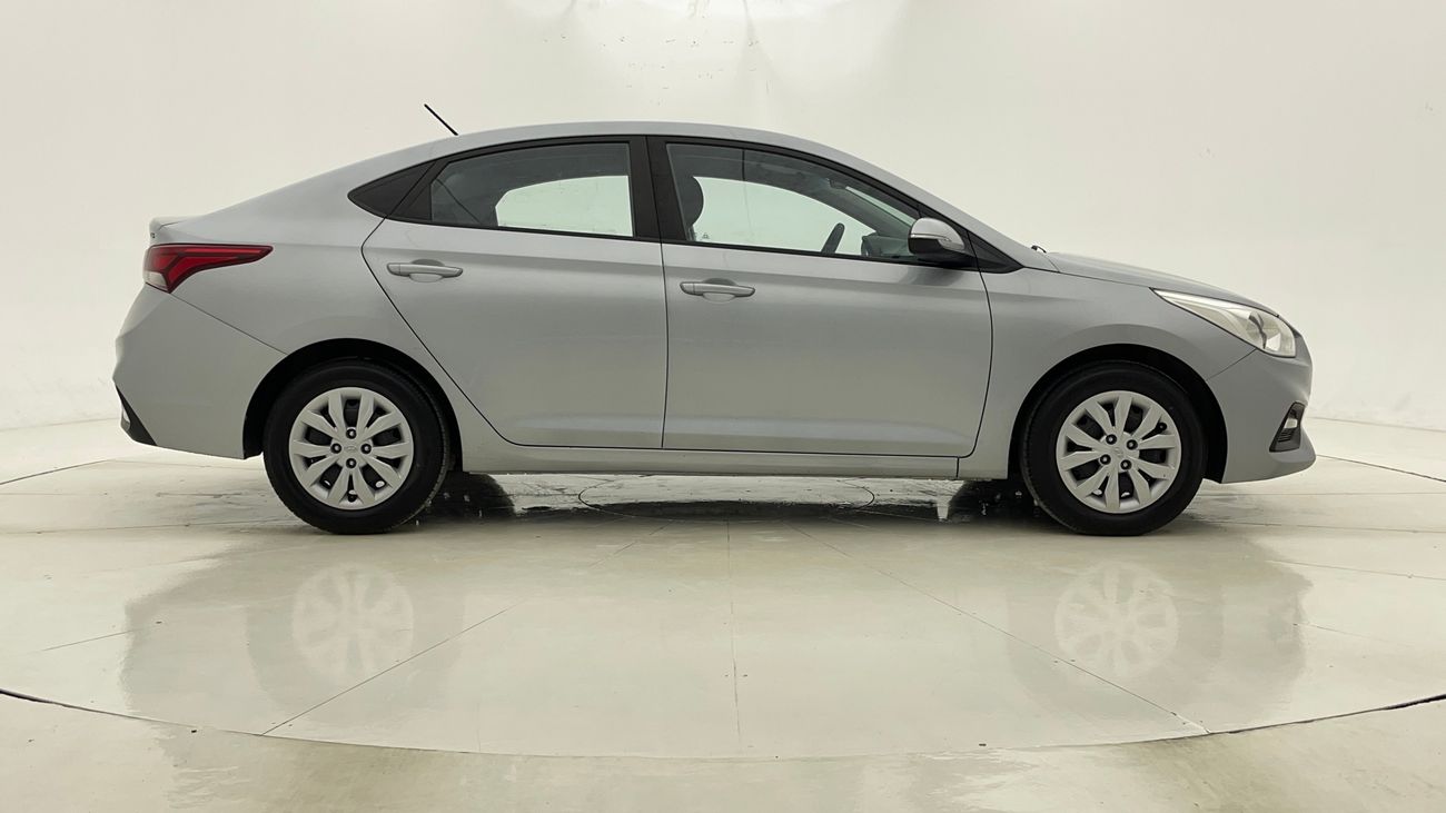 هيونداي أكسنت GL 1.6 | بدون دفعة مقدمة | اختبار القيادة في المنزل