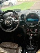 ميني كوبر إس كونتري مان