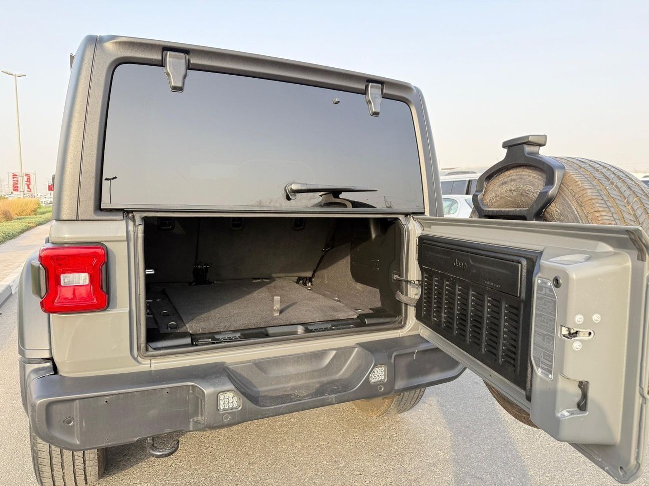 جيب رانجلر Unlimited Sport S 2.0L A/T