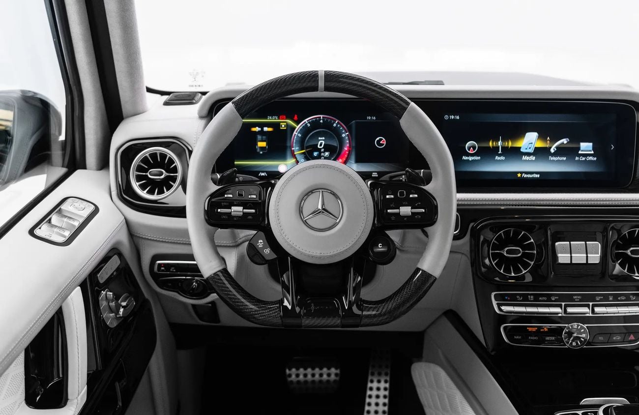 Mercedes Benz G63 AMG 4.0L Twin-Turbocharged V8 Engine