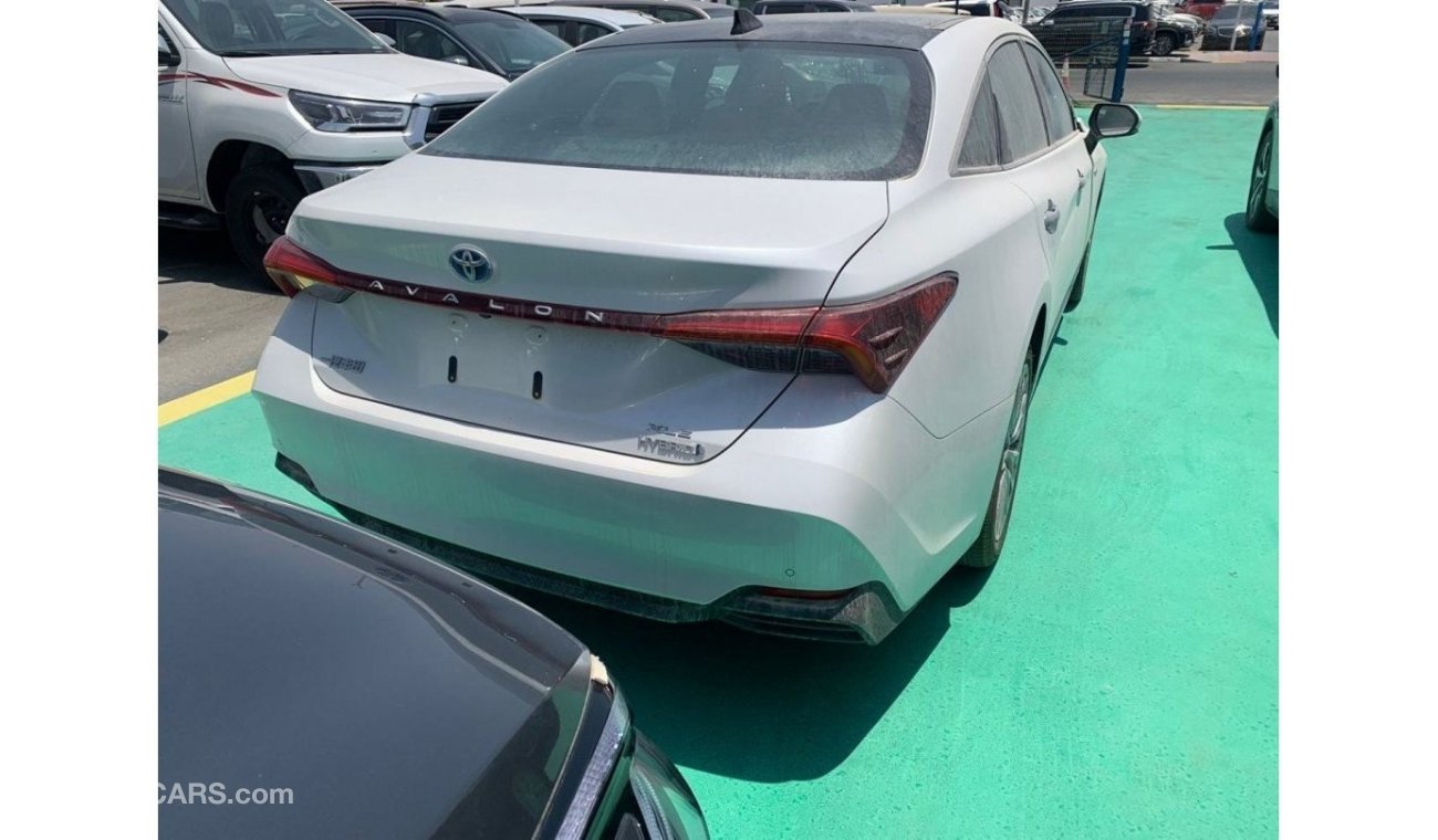 Toyota Avalon hybrid