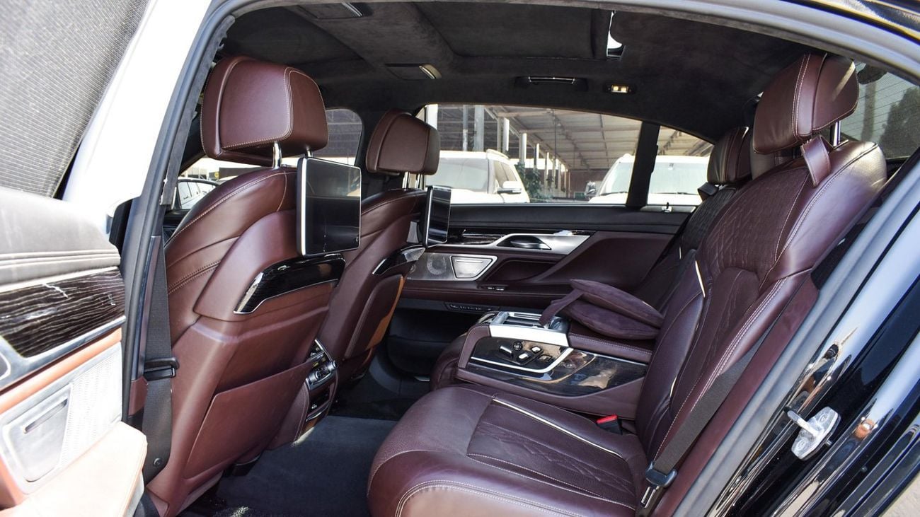 بي أم دبليو 760Li xDRIVE بي ام دبليو 760