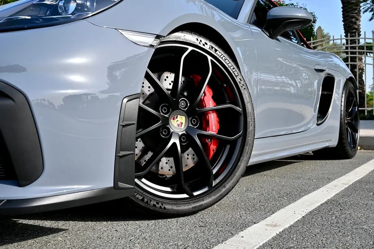 Porsche 718 Spyder 718 Spyder Manual | Grey | 4.0L Flat-6 | 414 HP | 3,267 KM