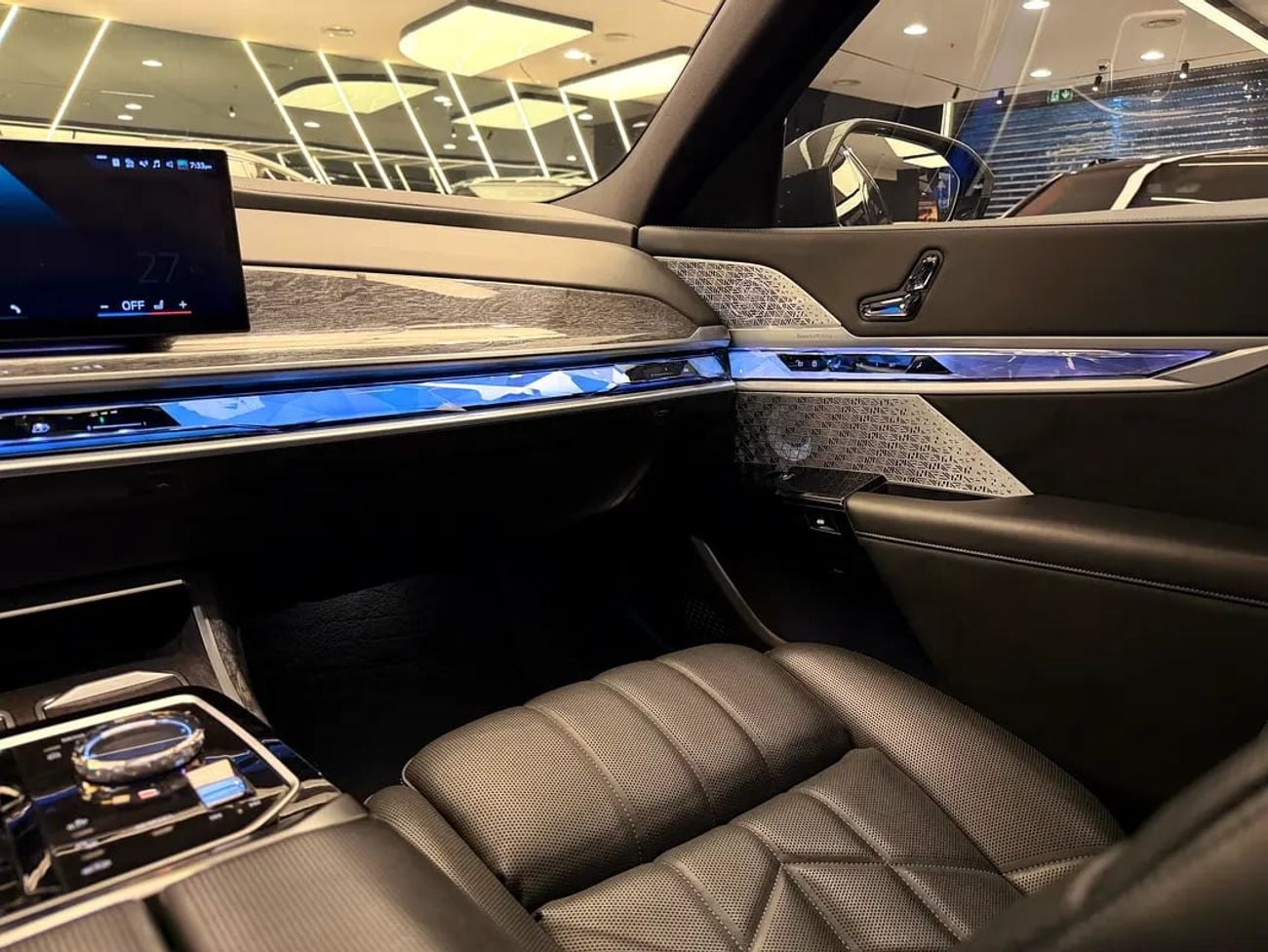 BMW 740i 740i M Sport GCC Specs - Like New!