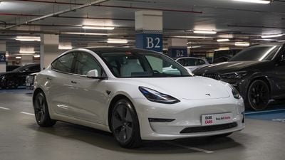 Tesla Model 3 Long Range (AWD) , Auto pilot full self - Driving computer 3, Enhanced Auto pilot