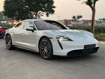 بورش تايكان STD STANDARD
