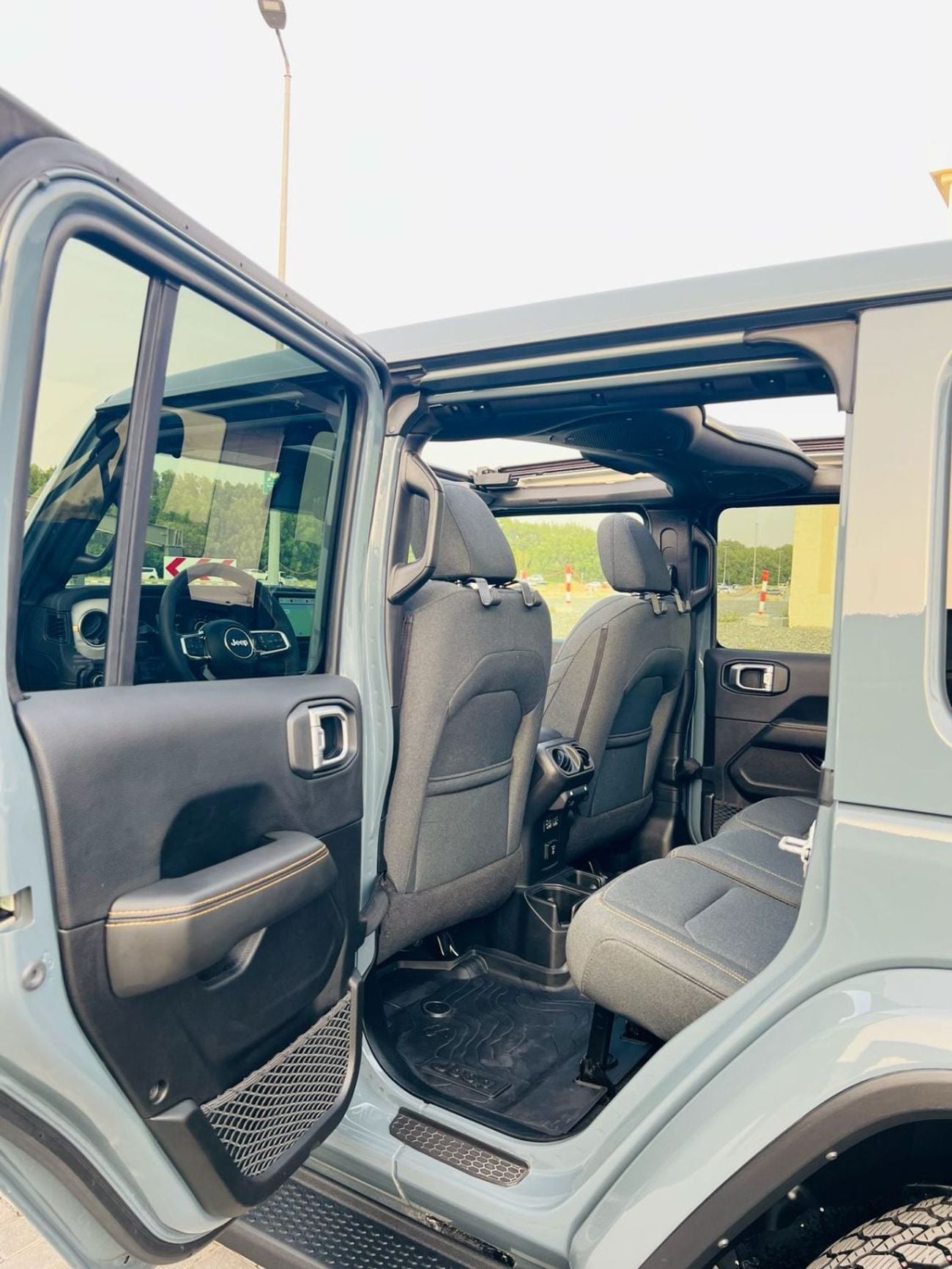Jeep Wrangler Unlimited SAHARA 3.6