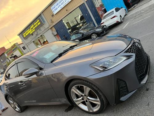 Lexus IS250 Prestige 2.5L