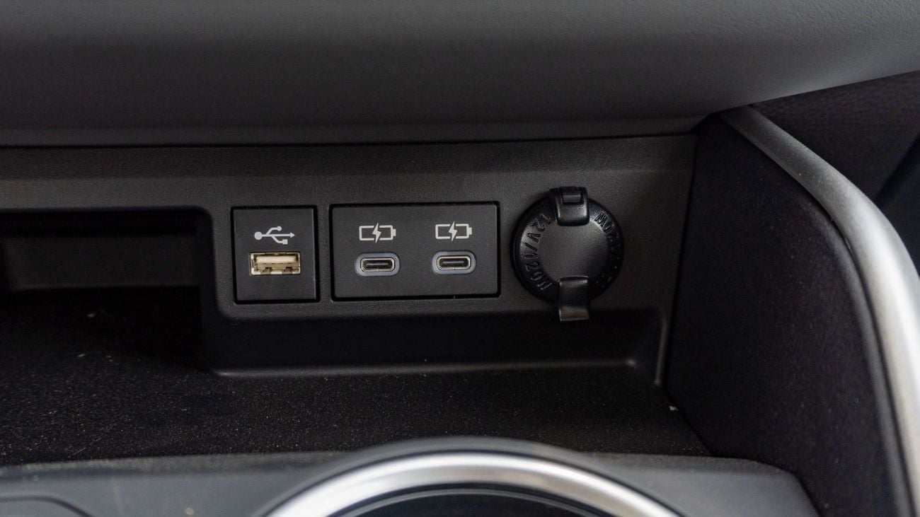 Toyota Highlander 2025 Toyota Highlander LE 2.5 HEV AT - Silver