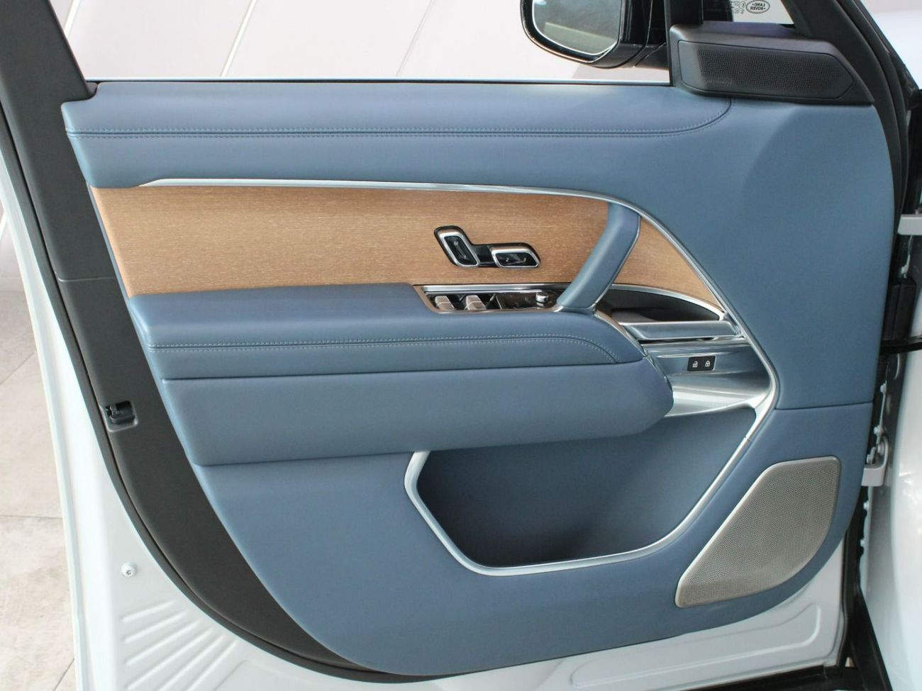 Land Rover Range Rover VOGUE SV | Special Edition