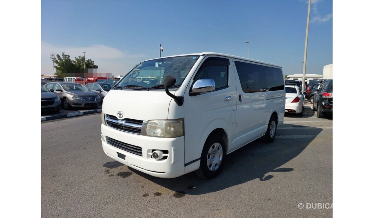 تويوتا هاياس TOYOTA HIACE VAN RIGHT HAND DRIVE(PM39206)