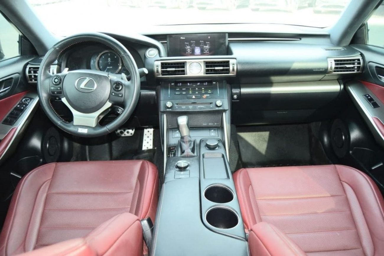 لكزس IS 250 Full option clean car