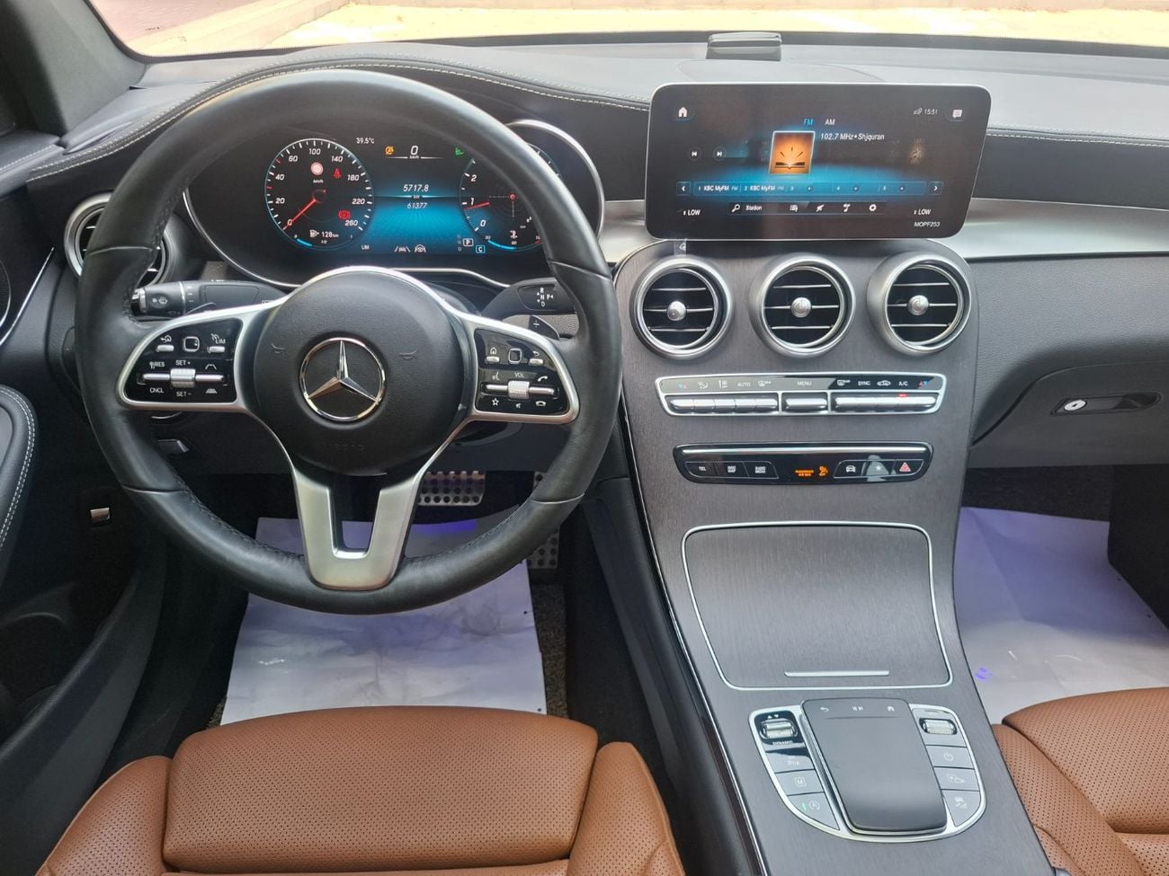 Mercedes Benz GLC 300 AMG Mercedes-Benz GLC300 coupe 2021 full option  original  paint