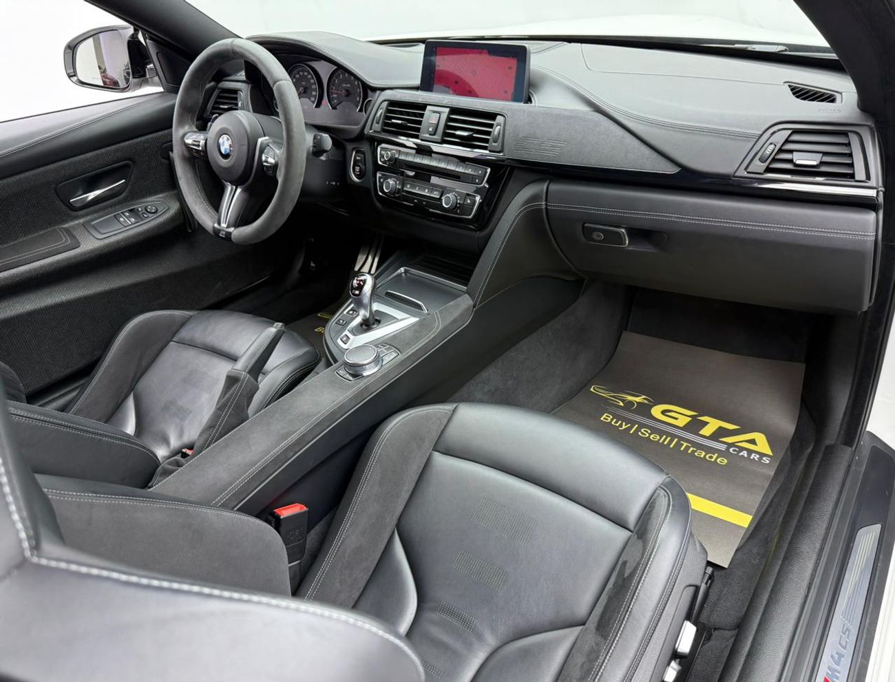 BMW M4 CS 3.0L 2018 BMW M4 Club Sport ,Full BMW Service History ,Excellent Condition ,GCC