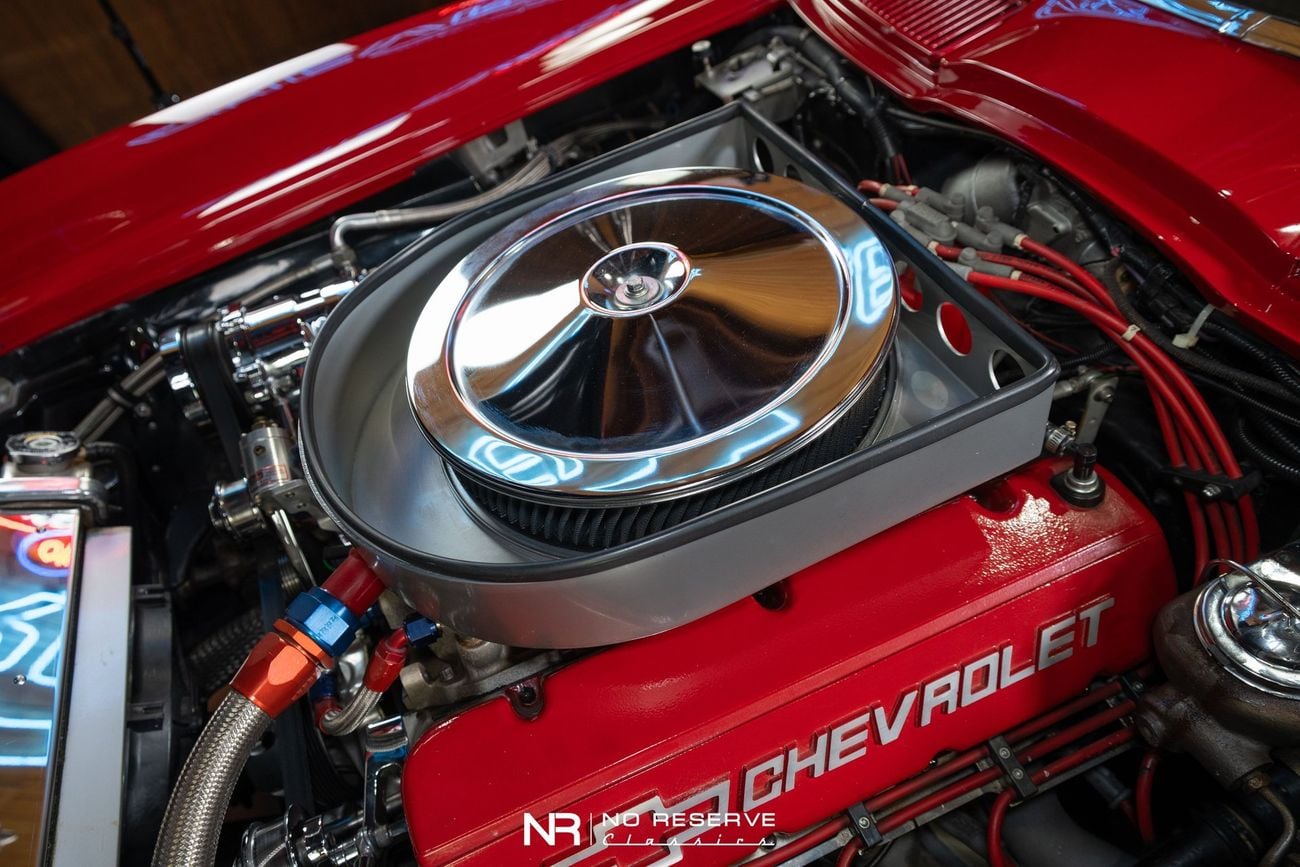 شيفروليه كورفت ZZ502 6 Speed Widebody Restomod