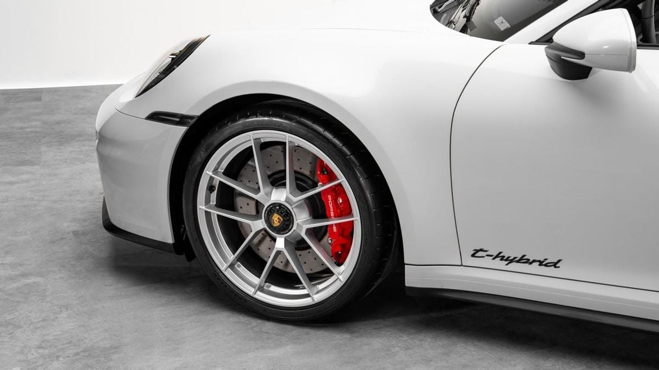 Porsche 911 Targa 4 GTS - 2026 - GCC Specs - Under Warranty